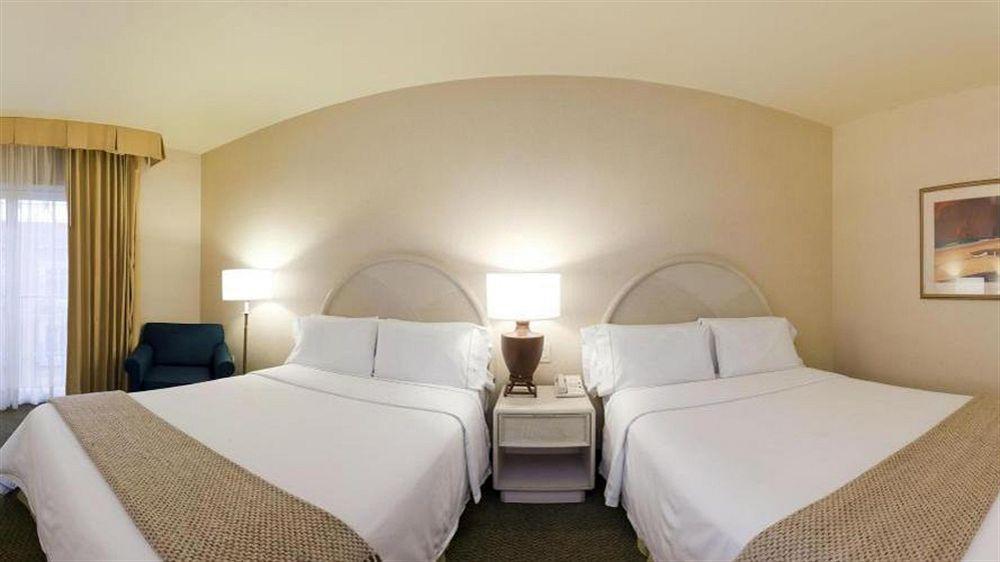 Holiday Inn Express Torreon By Ihg מראה חיצוני תמונה