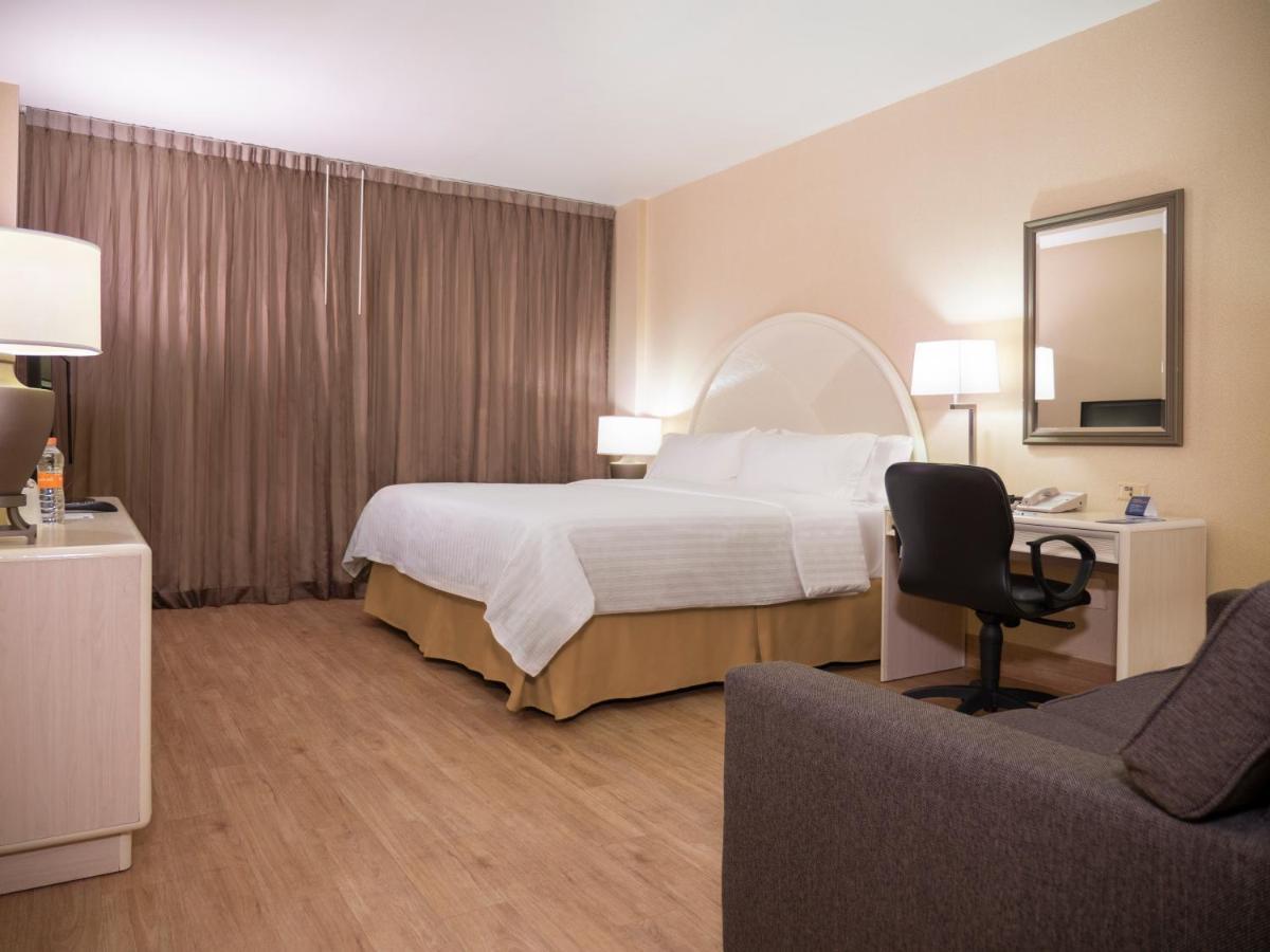 Holiday Inn Express Torreon By Ihg מראה חיצוני תמונה