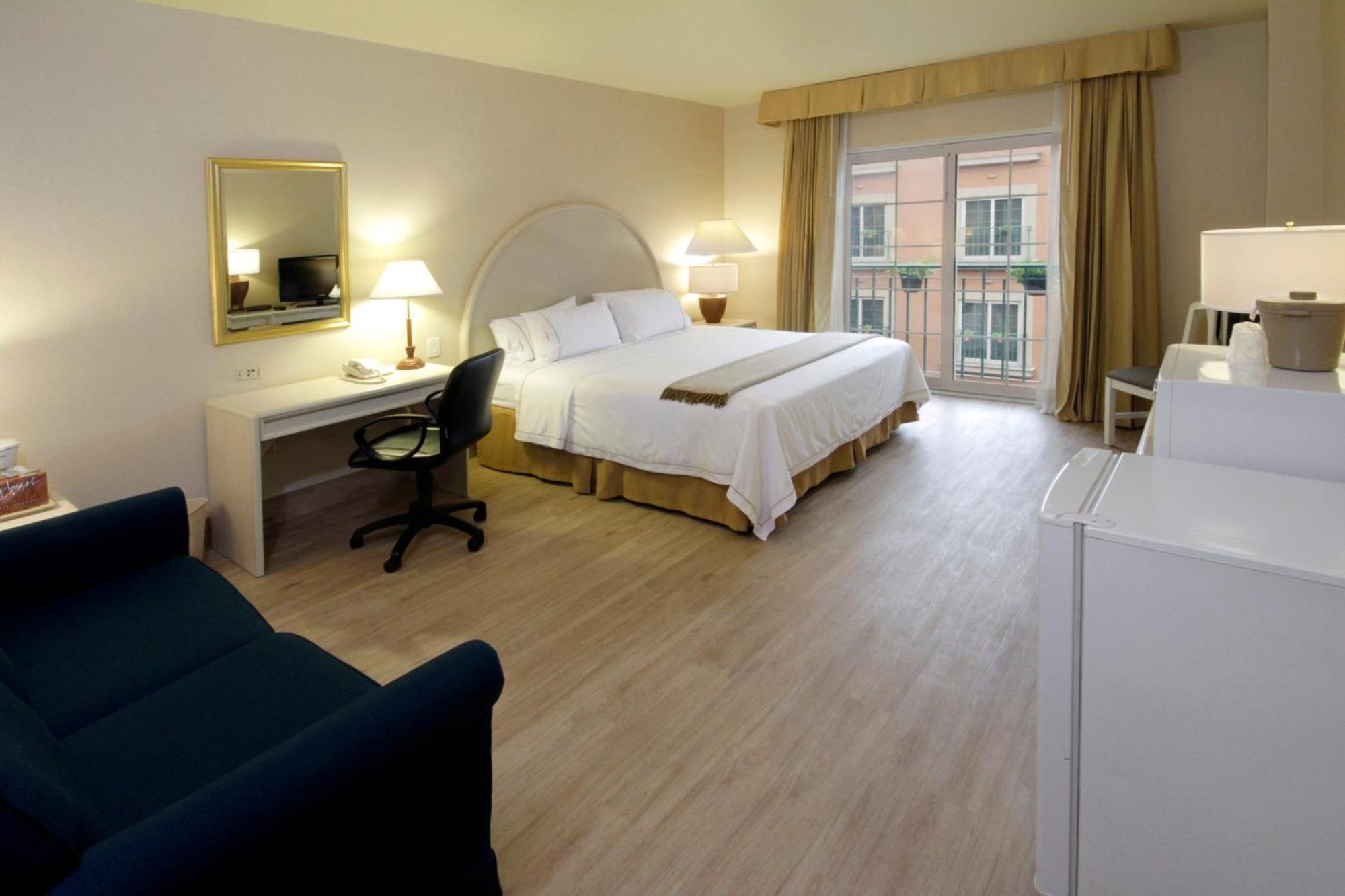 Holiday Inn Express Torreon By Ihg מראה חיצוני תמונה