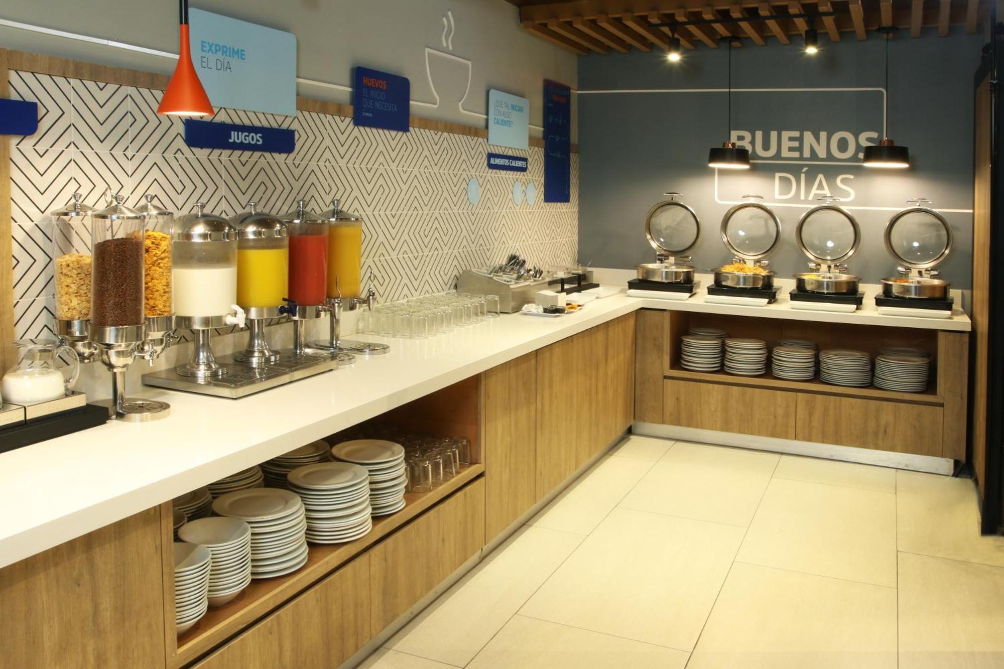 Holiday Inn Express Torreon By Ihg מראה חיצוני תמונה